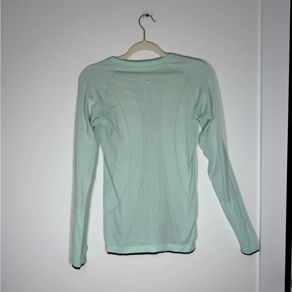 Lululemon Mint Green Long Sleeve Swiftly Shirt Sz 6 - Picture 2 of 3